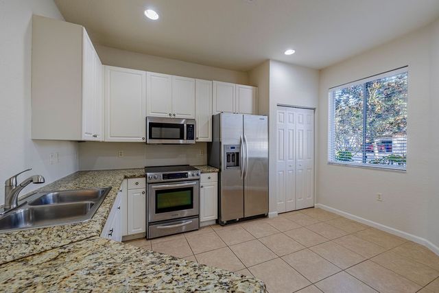 805 Middleton Drive SW, Vero Beach, FL 32962