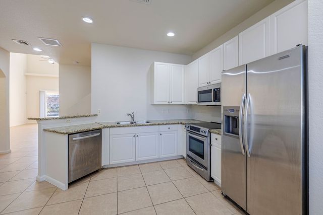 805 Middleton Drive SW, Vero Beach, FL 32962