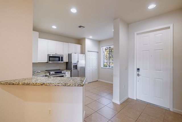 805 Middleton Drive SW, Vero Beach, FL 32962