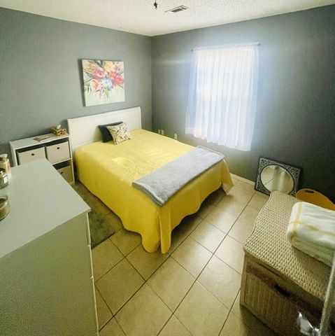 121 E Veterans Parkway, Rogers, AR 72756