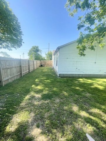 121 E Veterans Parkway, Rogers, AR 72756