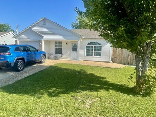121 E Veterans Parkway, Rogers, AR 72756