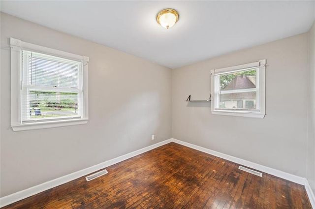 10905 E 47th Street, Kansas City, MO 64133