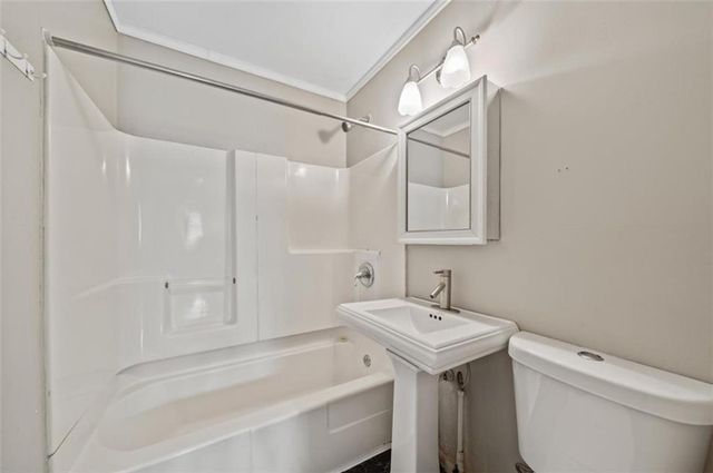 10905 E 47th Street, Kansas City, MO 64133