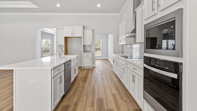 32 Stonemore, Petal, MS 39465