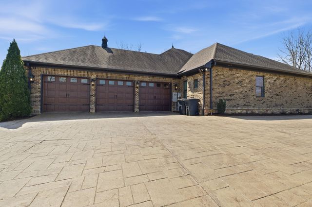 2857 New Hope Rd, Hendersonville, TN 37075