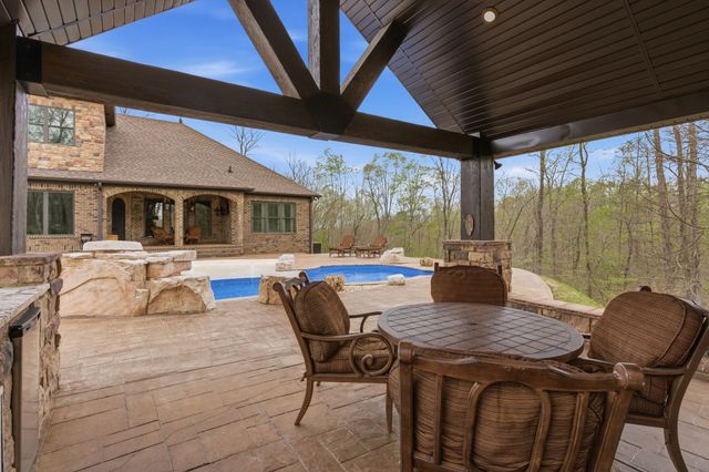 2857 New Hope Rd, Hendersonville, TN 37075