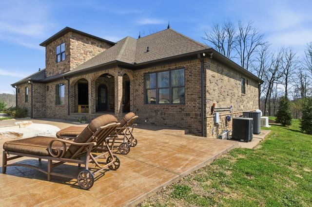 2857 New Hope Rd, Hendersonville, TN 37075