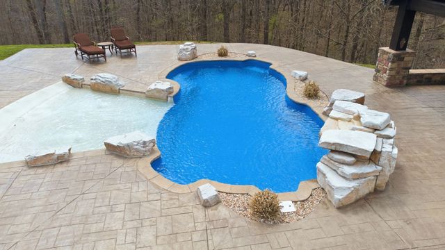 2857 New Hope Rd, Hendersonville, TN 37075