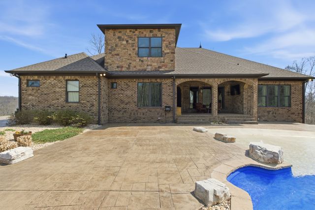 2857 New Hope Rd, Hendersonville, TN 37075
