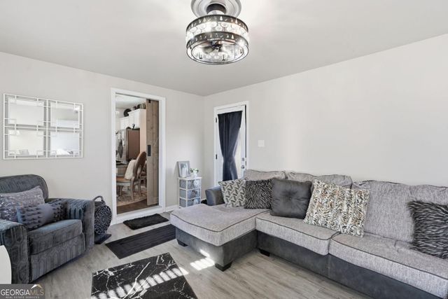 145 Hunts Mill Circle, Griffin, GA 30224