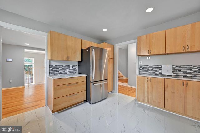 8069 POWDERBROOK LN, Springfield, VA 22153