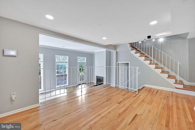 8069 POWDERBROOK LN, Springfield, VA 22153