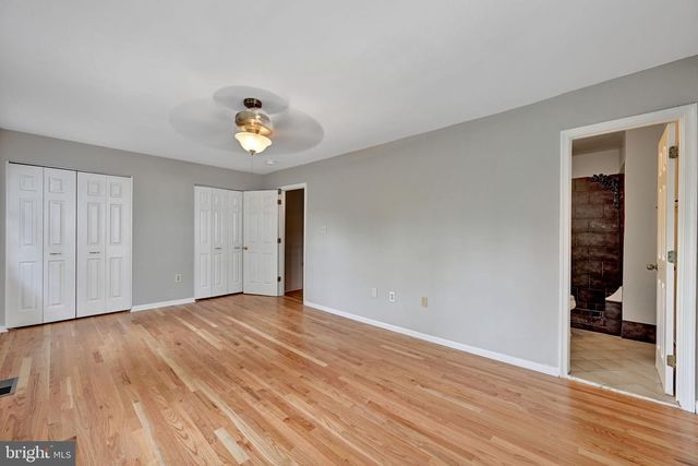 8069 POWDERBROOK LN, Springfield, VA 22153