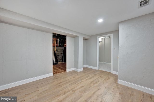 8069 POWDERBROOK LN, Springfield, VA 22153