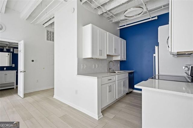 32 Peachtree Street NW 1102, Atlanta, GA 30303