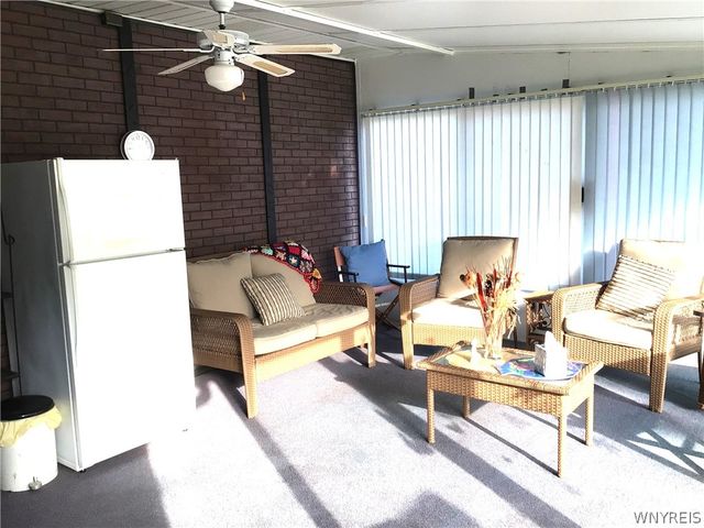 79 Winkler Drive, Tonawanda, NY 14150