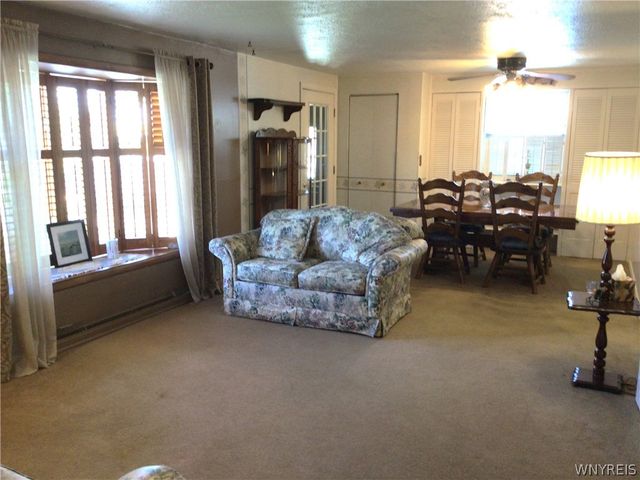 79 Winkler Drive, Tonawanda, NY 14150