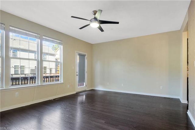50 Transit LN, Newport News, VA 23601