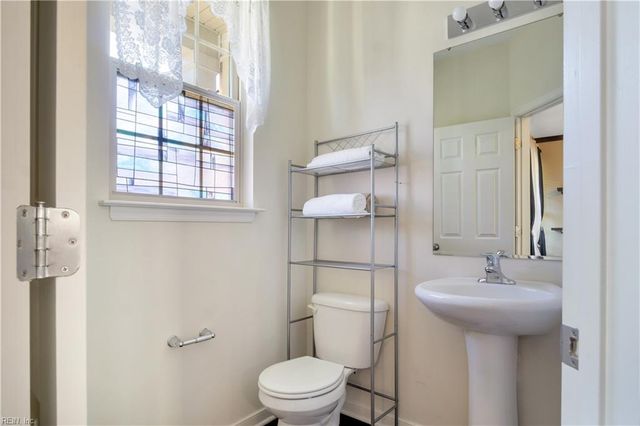 50 Transit LN, Newport News, VA 23601