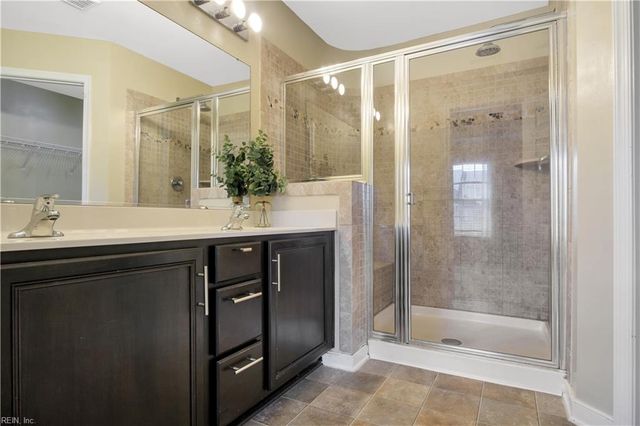 50 Transit LN, Newport News, VA 23601