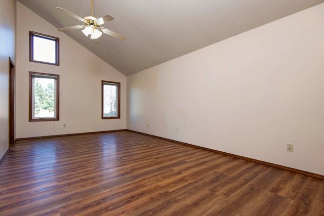 4103 E Crighton Place, Springfield, MO 65809