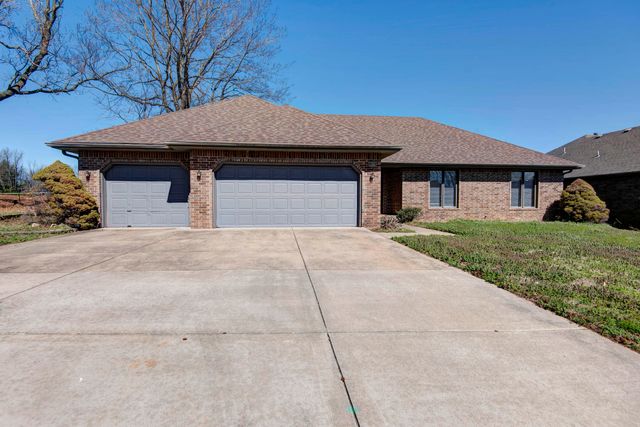 4103 E Crighton Place, Springfield, MO 65809