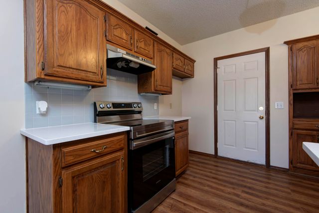 4103 E Crighton Place, Springfield, MO 65809