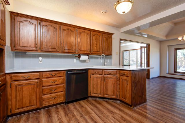 4103 E Crighton Place, Springfield, MO 65809