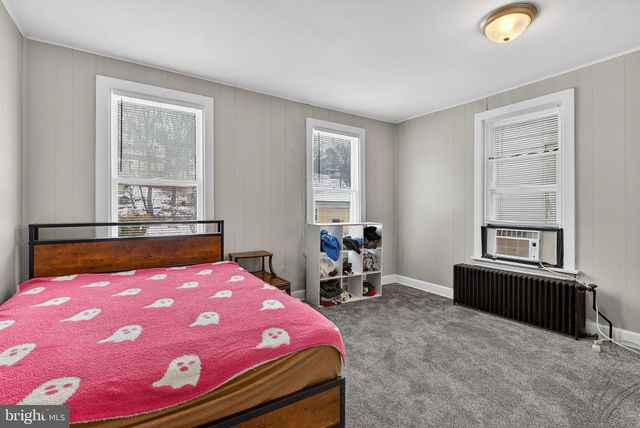 734 S 2ND ST, Steelton, PA 17113