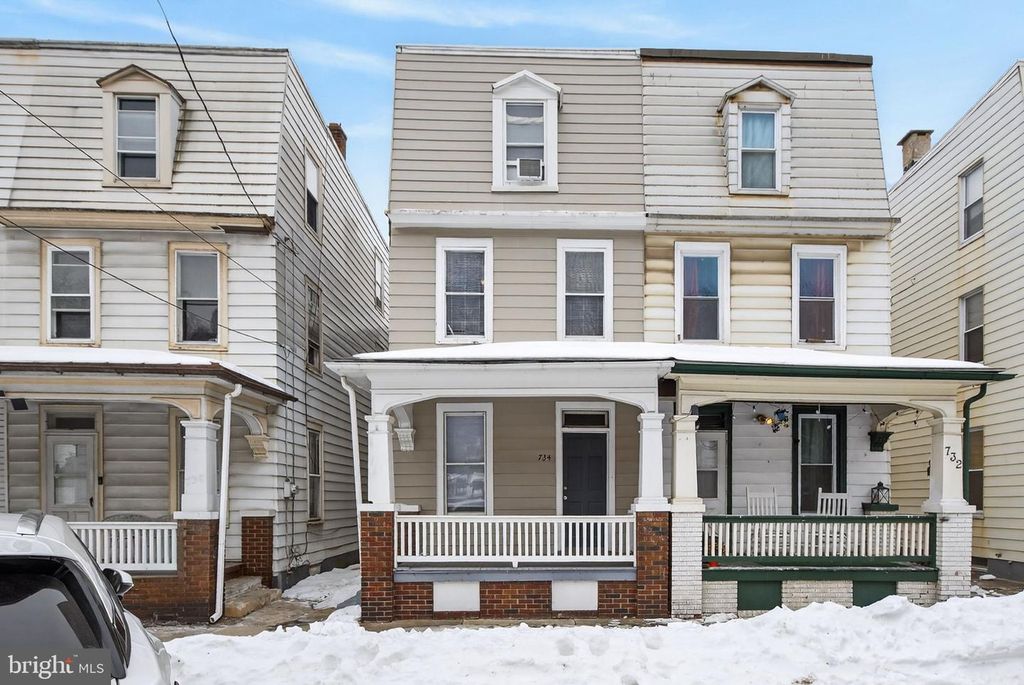734 S 2ND ST, Steelton, PA 17113