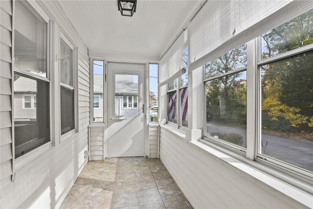 69 Lyall Avenue, Warwick, RI 02889