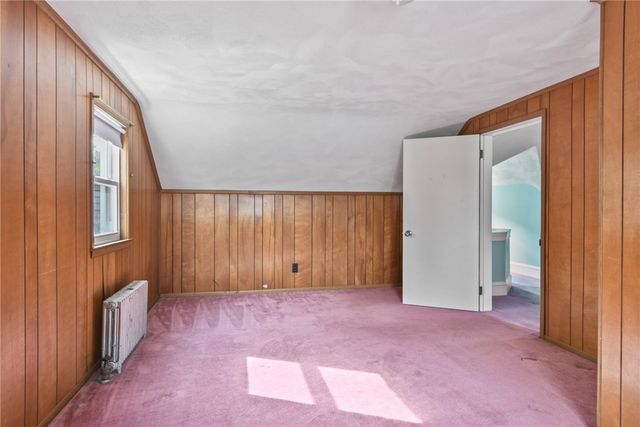 69 Lyall Avenue, Warwick, RI 02889