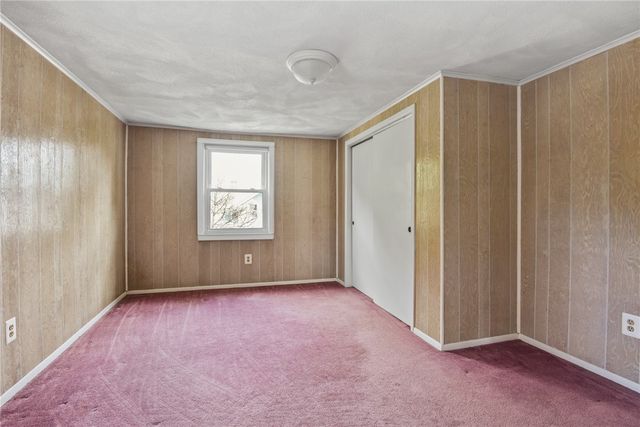 69 Lyall Avenue, Warwick, RI 02889