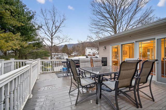 10 Hamilton Avenue, Highland Mills, NY 10930