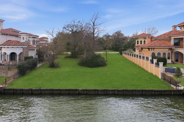 59 Benthaven E, Montgomery, TX 77356