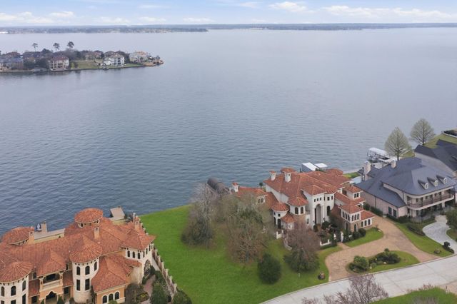 59 Benthaven E, Montgomery, TX 77356