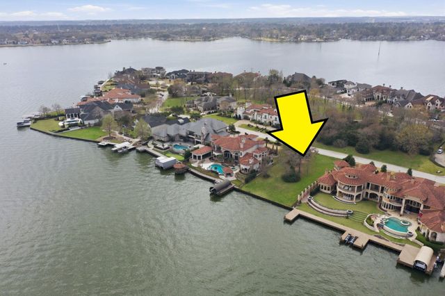 59 Benthaven E, Montgomery, TX 77356