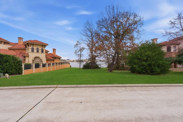 59 Benthaven E, Montgomery, TX 77356