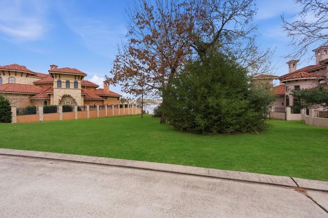 59 Benthaven E, Montgomery, TX 77356