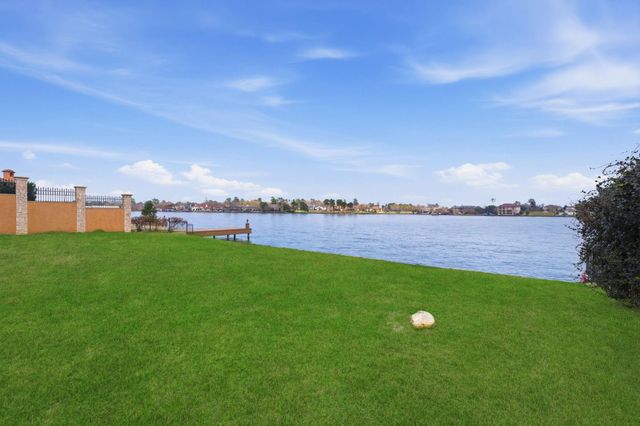 59 Benthaven E, Montgomery, TX 77356