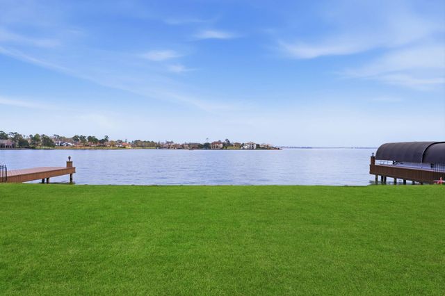 59 Benthaven E, Montgomery, TX 77356