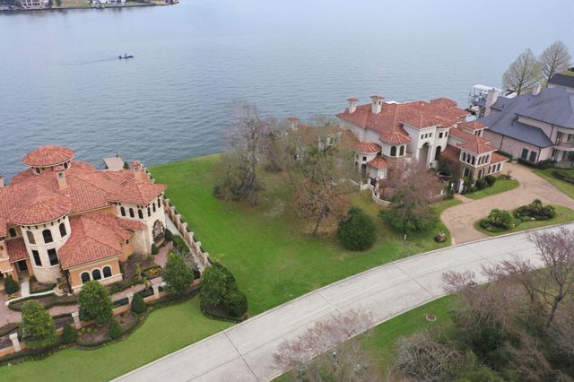 59 Benthaven E, Montgomery, TX 77356