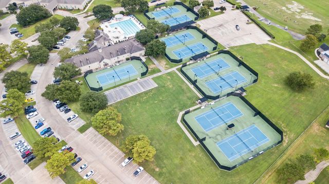 59 Benthaven E, Montgomery, TX 77356