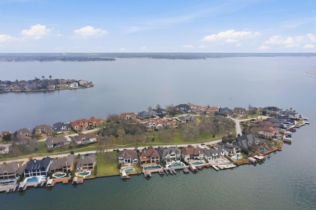 59 Benthaven E, Montgomery, TX 77356