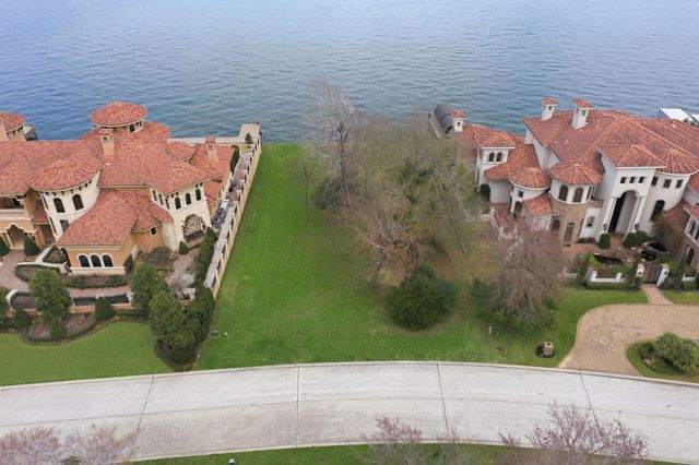 59 Benthaven E, Montgomery, TX 77356