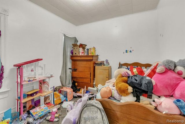 1825 16th Street, Port Huron, MI 48060