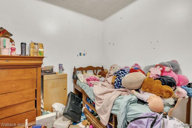 1825 16th Street, Port Huron, MI 48060