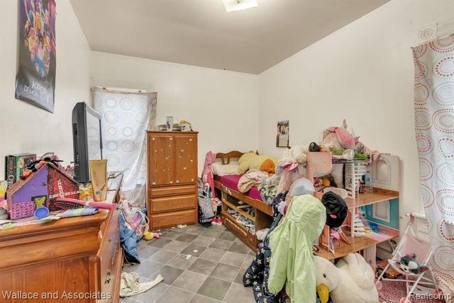 1825 16th Street, Port Huron, MI 48060