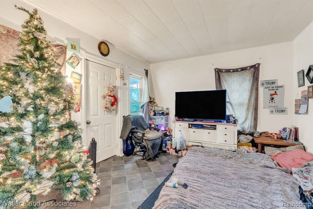 1825 16th Street, Port Huron, MI 48060